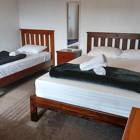 Homestay Family Room, Near The City Center Christchurch Dış mekan fotoğraf