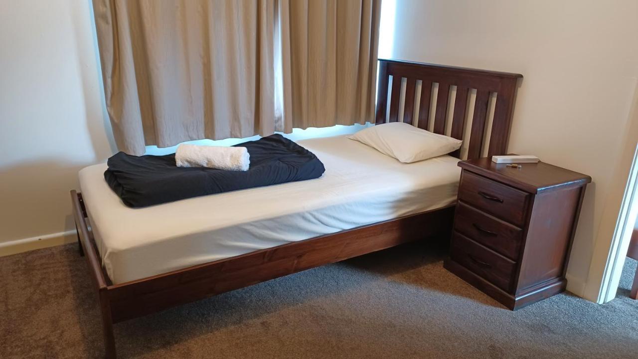 Homestay Family Room, Near The City Center Christchurch Dış mekan fotoğraf